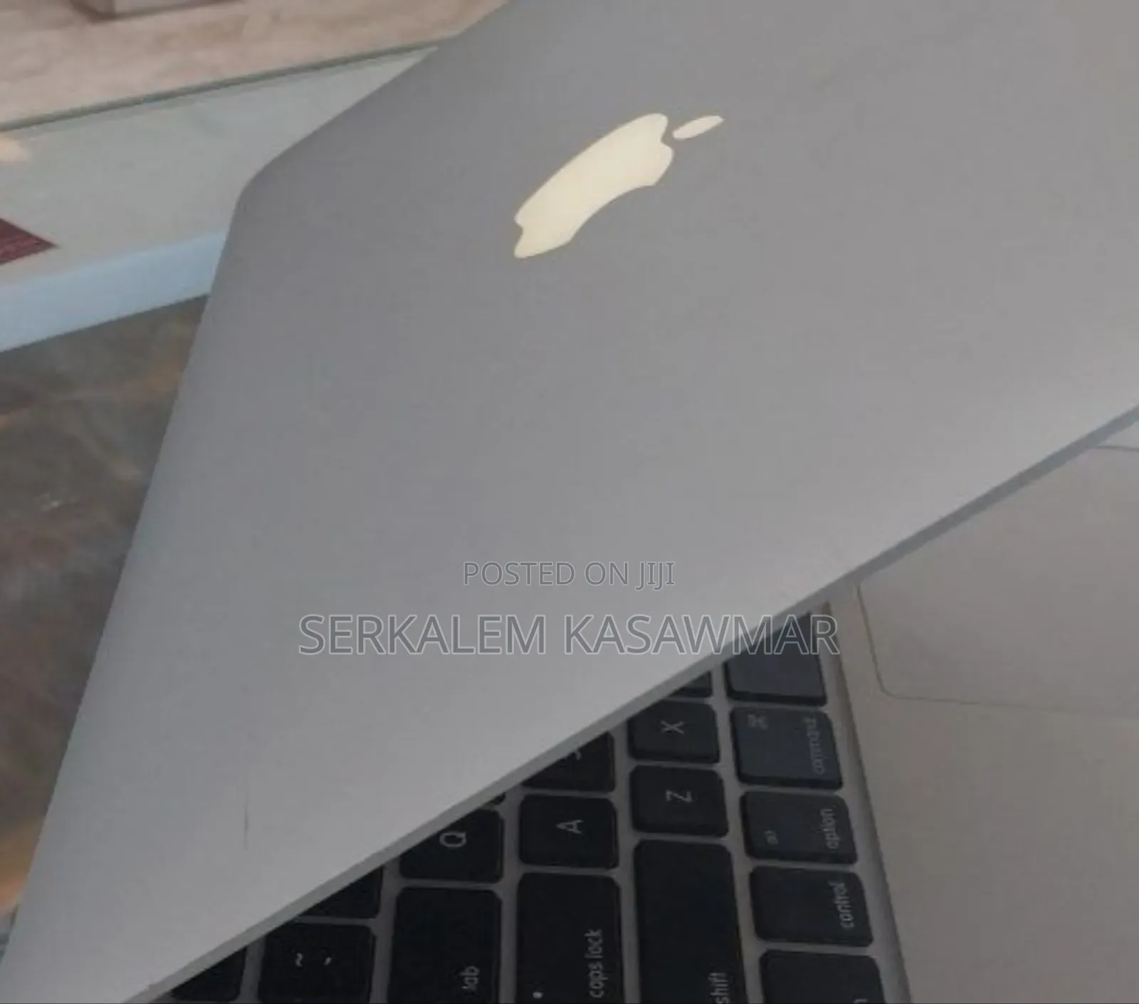 New Laptop Apple MacBook Pro 2015 16GB Intel Core I5 SSD 512GB