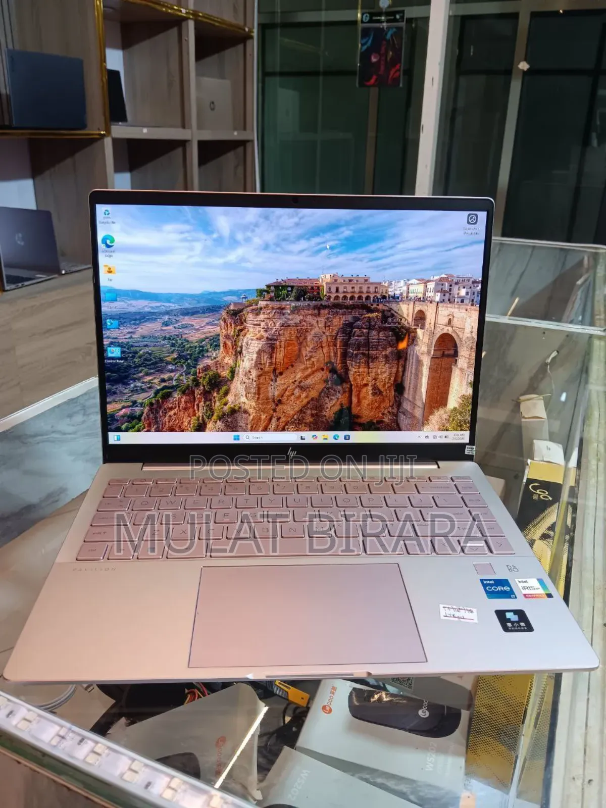 New Laptop HP Pavilion 17 16GB Intel Core I7 SSD 1T