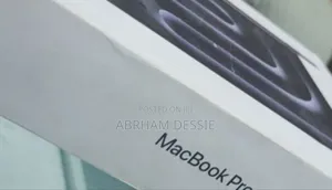 New Laptop Apple MacBook Pro 2019 16GB Intel Core I9 SSD 512GB