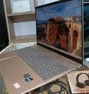 New Laptop HP Pavilion 15-Cs3063cl 16GB Intel Core I7 SSD 1T