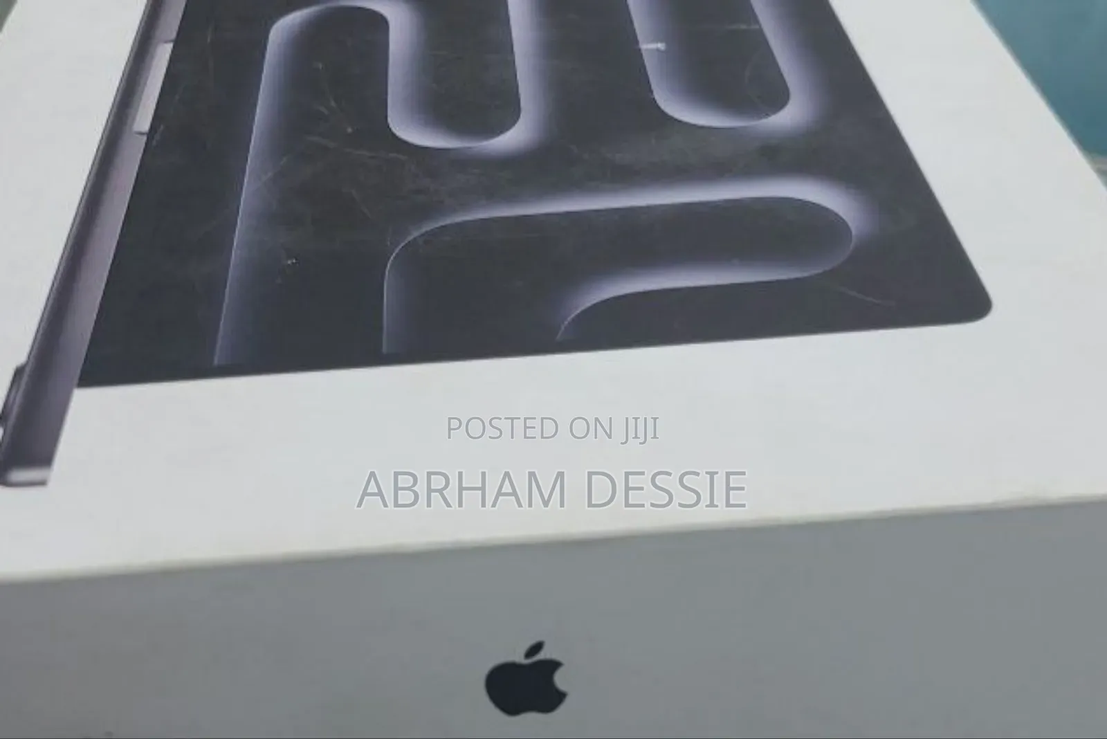 New Laptop Apple MacBook Air 16GB Intel Core I9 SSD 512GB