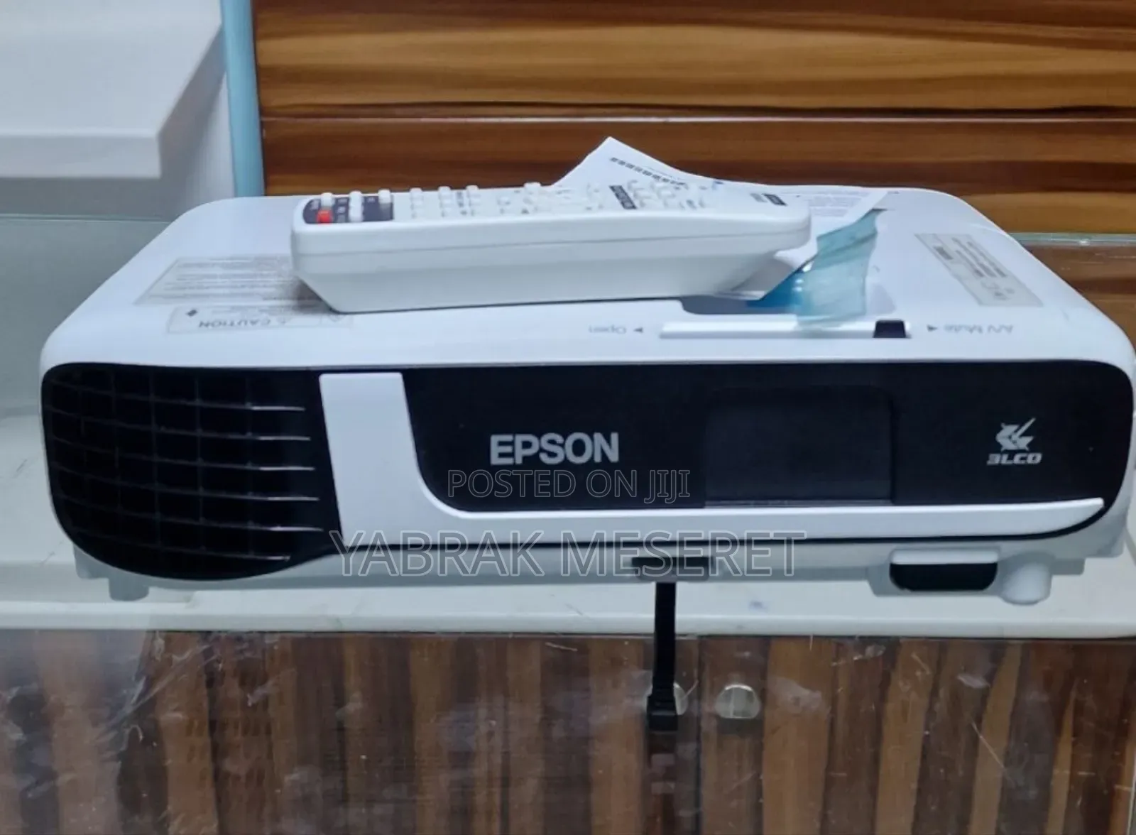 Epson Eb-X51 Projector