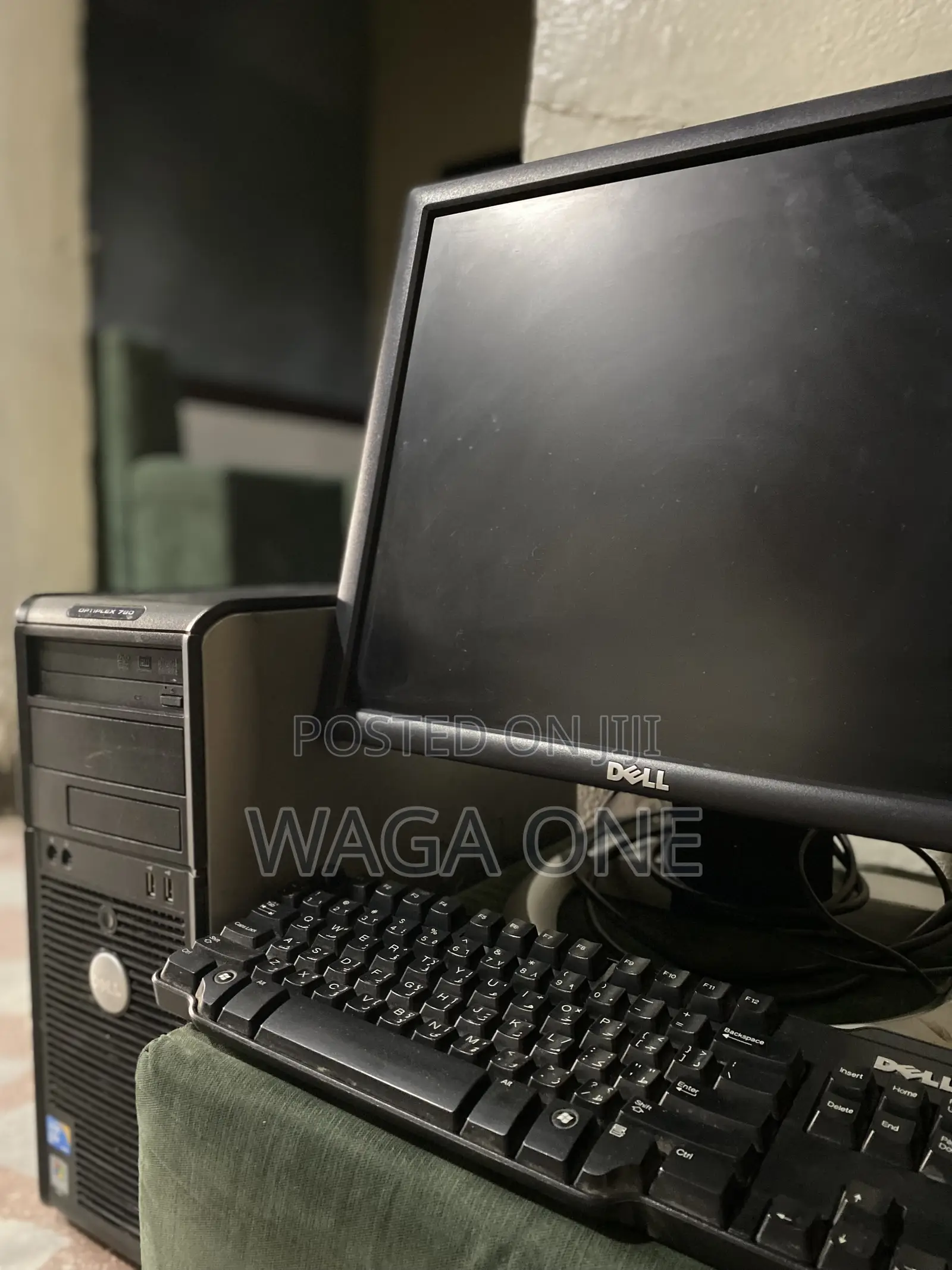 Desktop Computer Dell OptiPlex 780 4GB Intel Core 2 Duo HDD 500GB