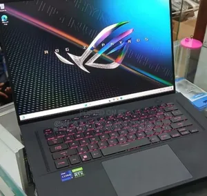 New Laptop Asus ROG Zephyrus G15 8GB Intel Core I9 SSD 1T