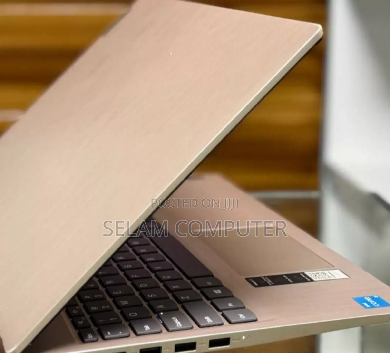 New Laptop Lenovo Ideapad 3 8GB Intel Core I3 SSD 256GB