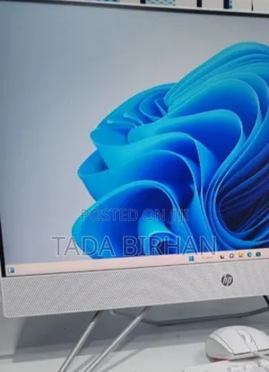 Photo - New HP 200 G4 22 All-in-One 16GB Intel Core I5 SSD 512GB