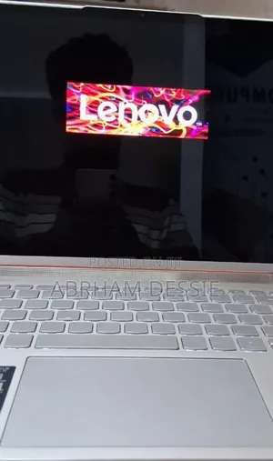 New Laptop Lenovo Yoga 9i 16GB Intel Core I7 SSD 512GB