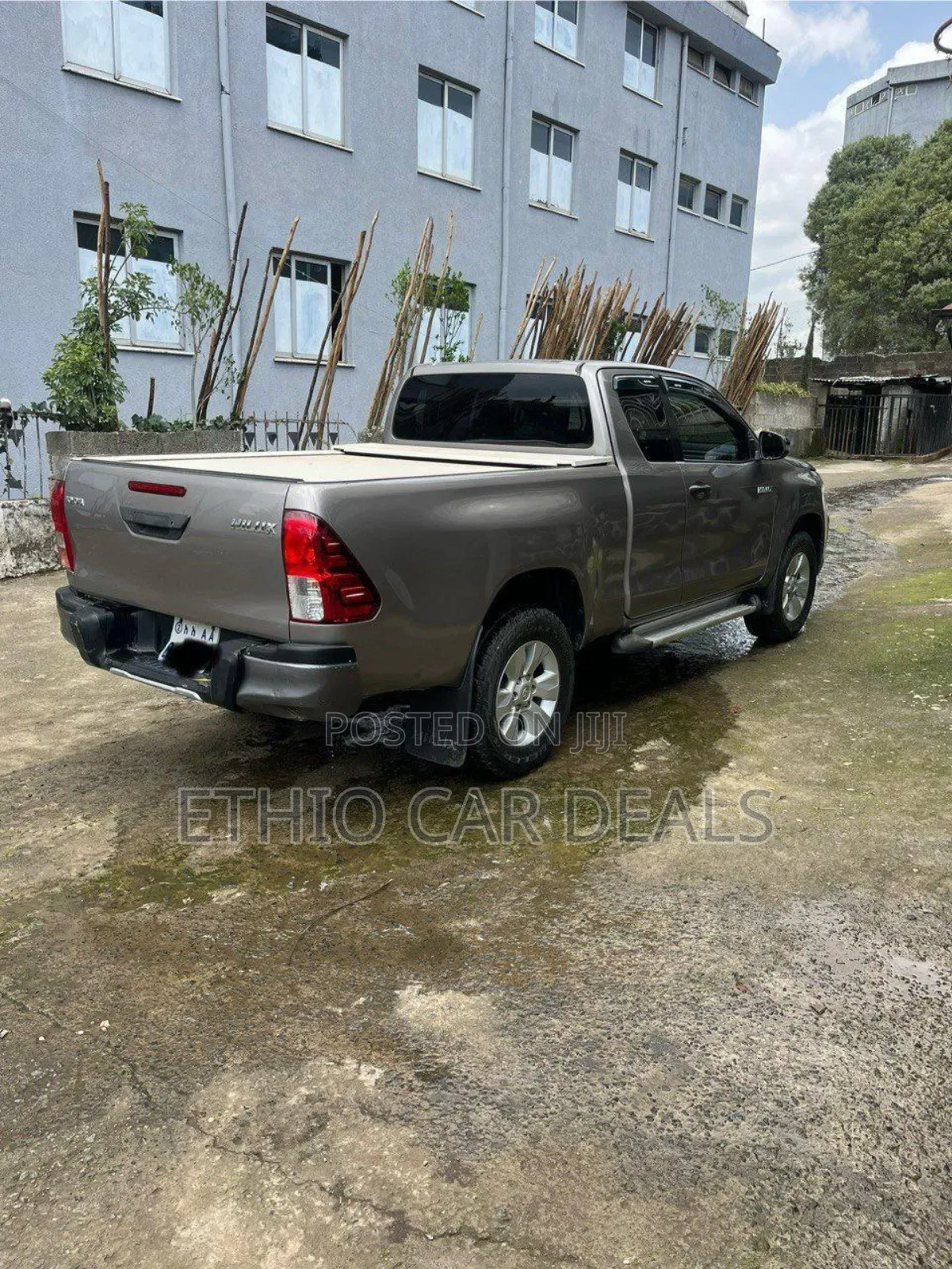 Toyota Hilux 2020 Gold