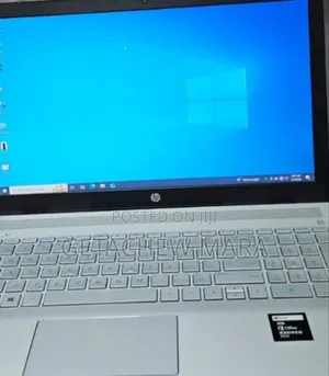 New Laptop HP Pavilion 15 8GB Intel Core I5 SSD 1T