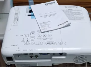 Epson Eb-X51 Projector Designed for Bright,