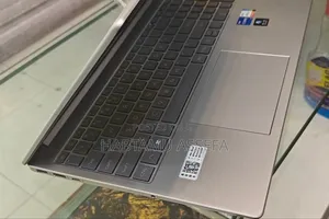 New Laptop HP Stream Notebook 16GB Intel Core I7 SSD 1T