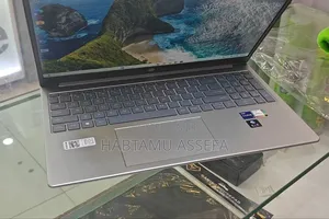 New Laptop HP Stream Notebook 16GB Intel Core I7 SSD 1T