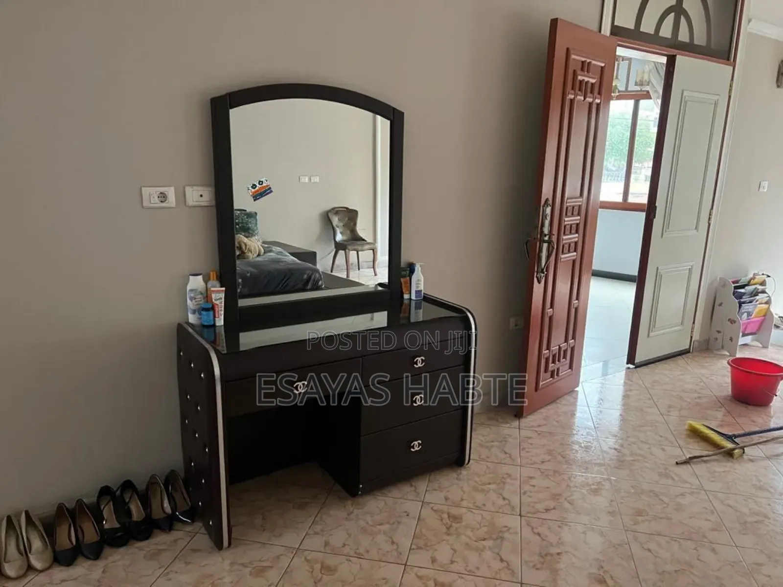 Furnished 5bdrm Townhouse / Terrace in Yeka for rent