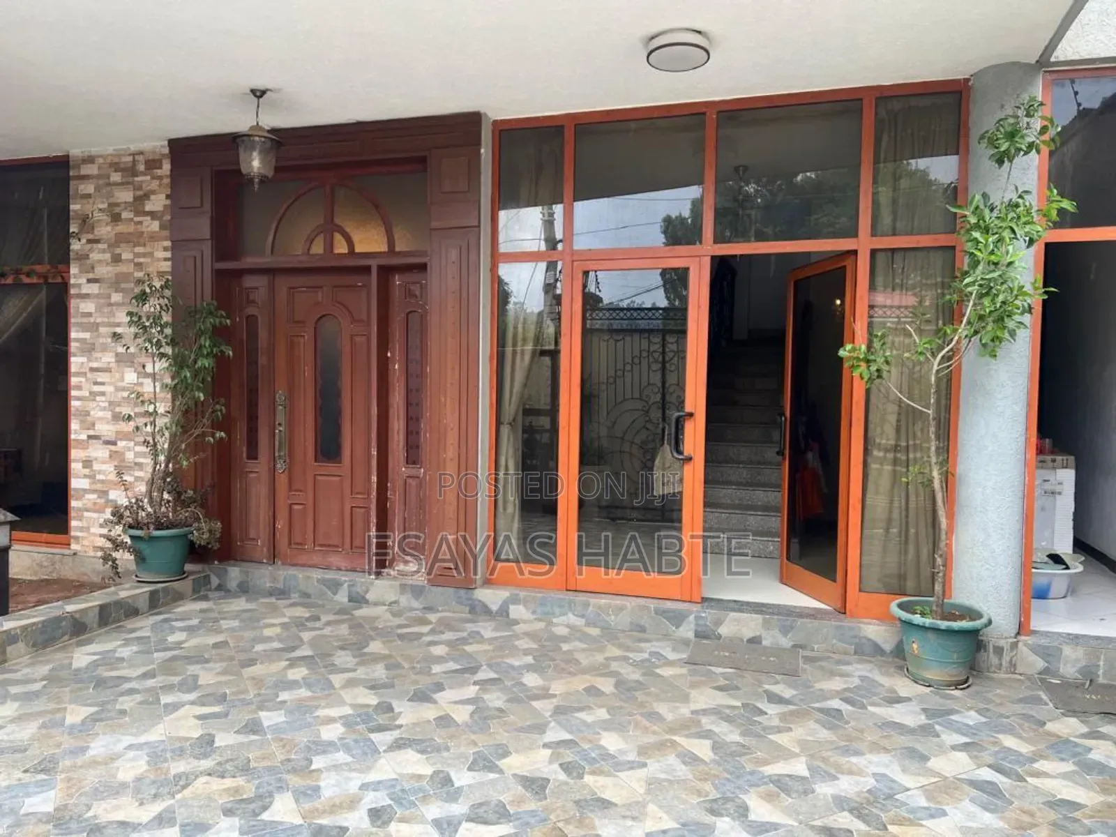 Furnished 5bdrm Townhouse / Terrace in Yeka for rent