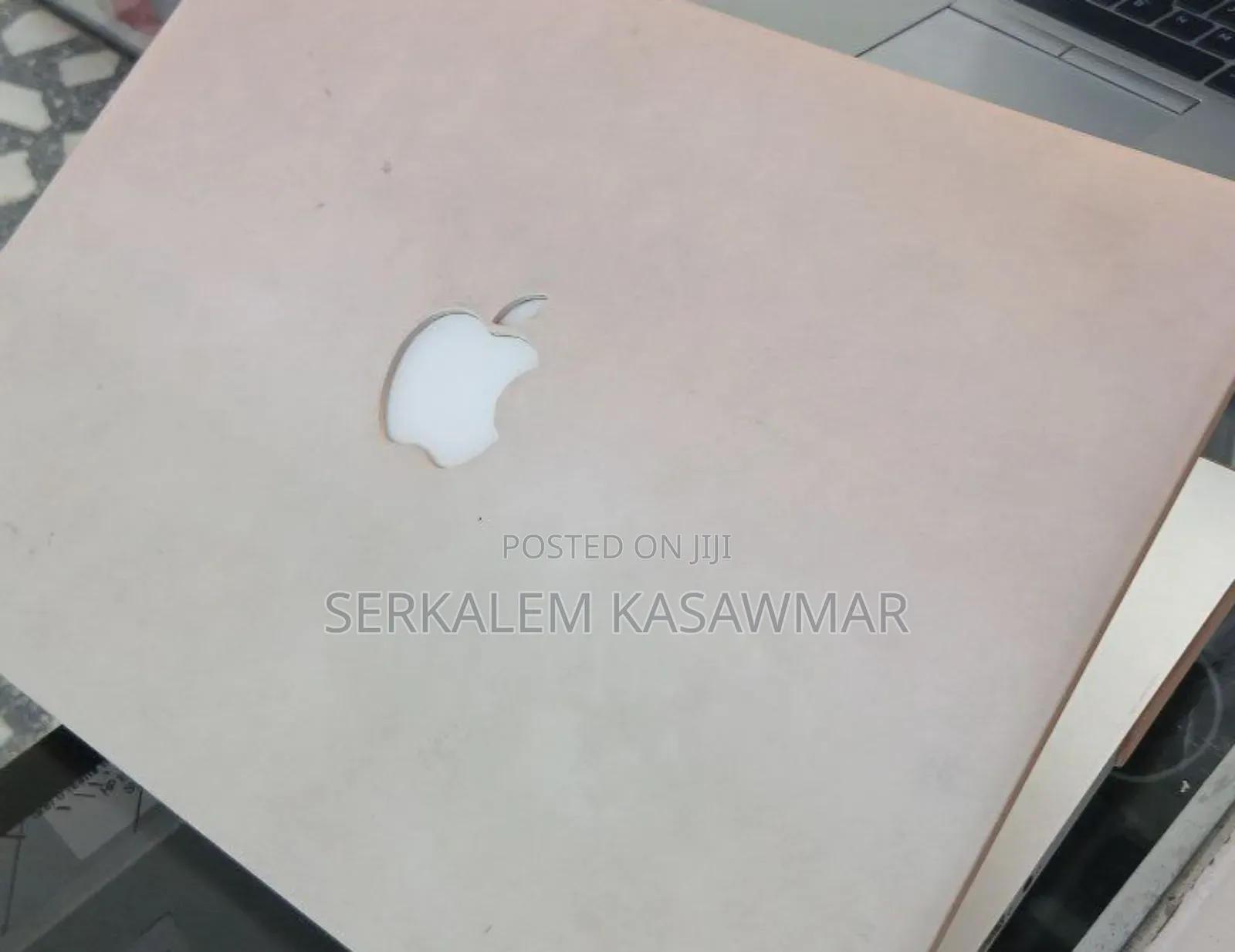 New Laptop Apple MacBook Pro 2015 16GB Intel Core I5 SSD 512GB