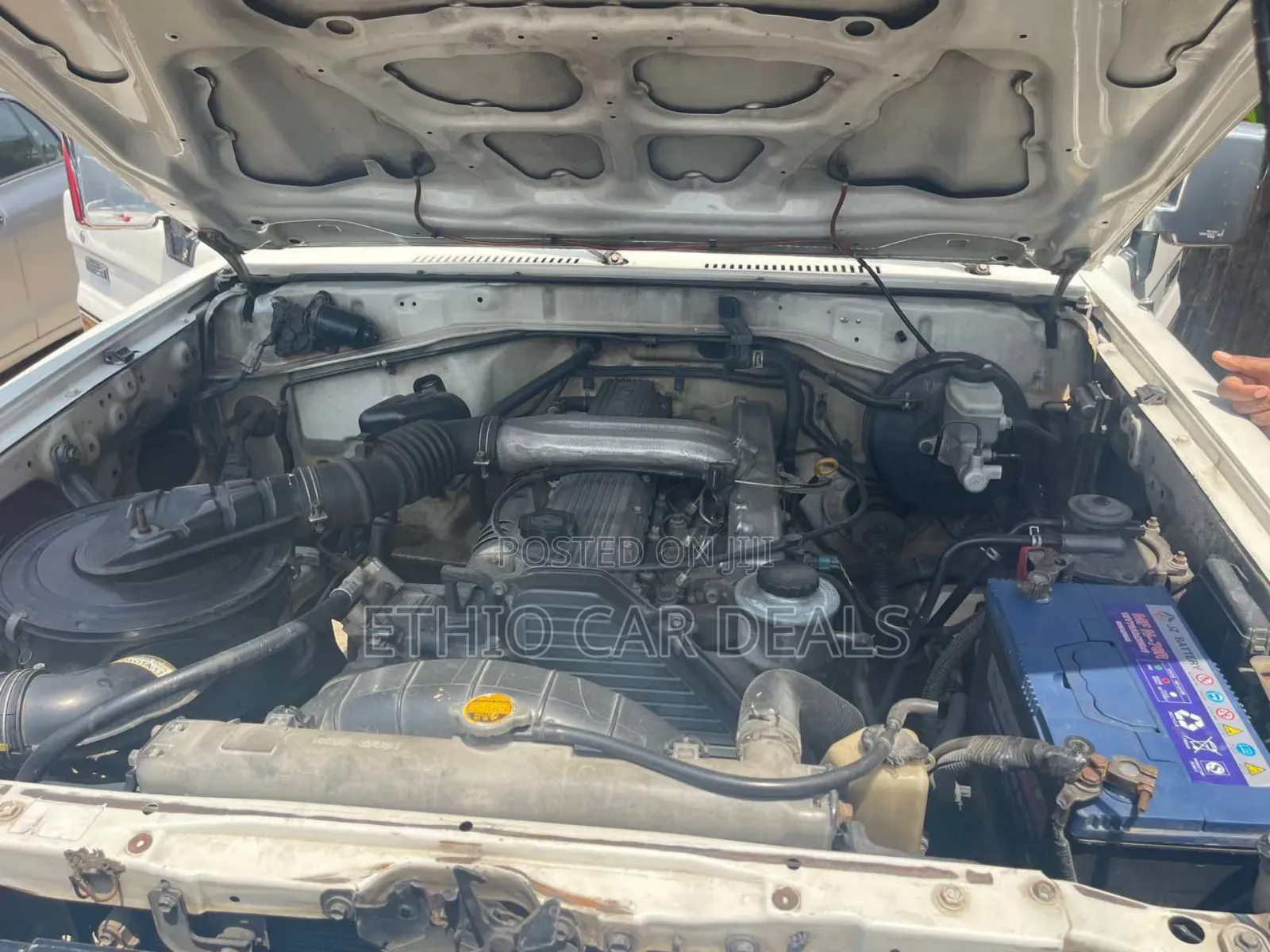 Toyota Land Cruiser 2011 White