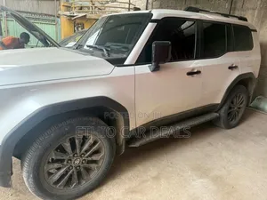 Toyota Land Cruiser Prado 2.4 Hybrid 2025 White