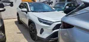 New Toyota RAV4 2024 White