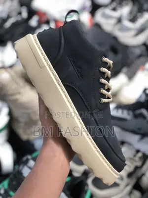 Light Weight Black Boots for Men