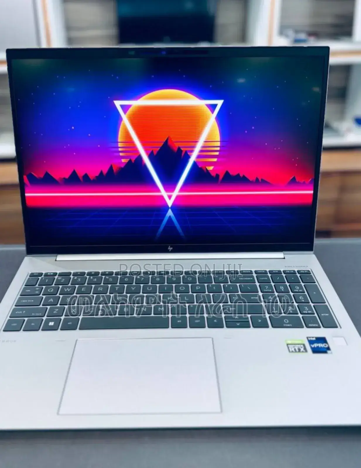 New Laptop HP ZBook Firefly 16 G10 16GB Intel Core I7 SSD 1T