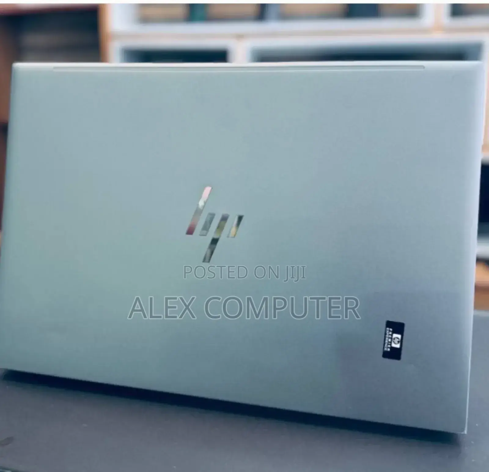 New Laptop HP ZBook Firefly 16 G10 16GB Intel Core I7 SSD 1T