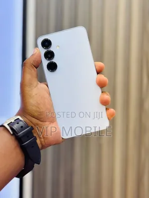 New Samsung Galaxy S25 256 GB