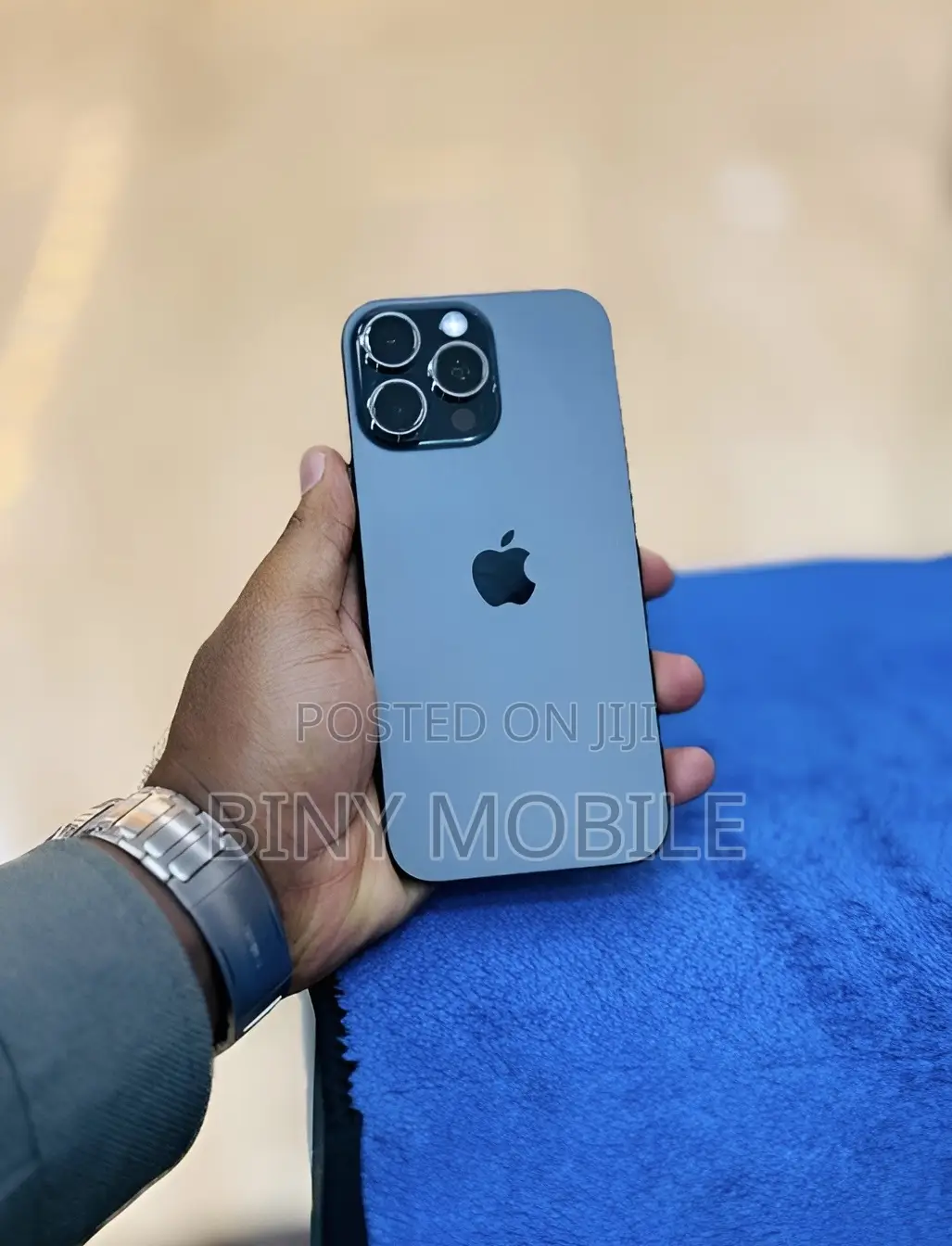 New Apple iPhone 16 Pro Max 256 GB Black