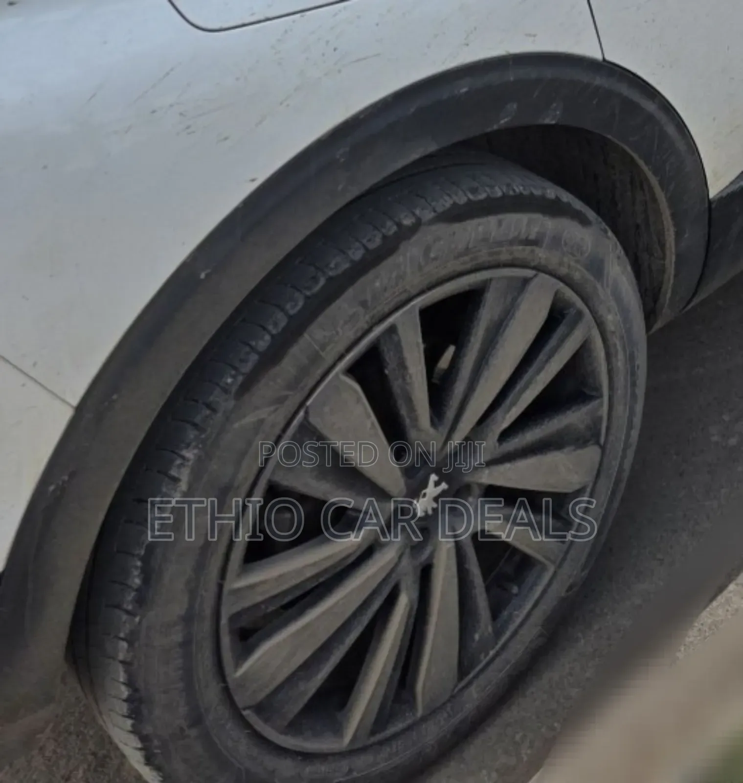 Peugeot 5008 2022 White