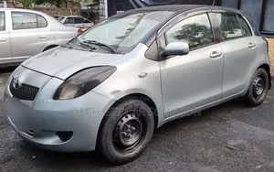 Toyota Yaris 2007 Gray