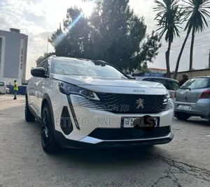 Photo - Peugeot 5008 1.6 PureTech 180 2021 White