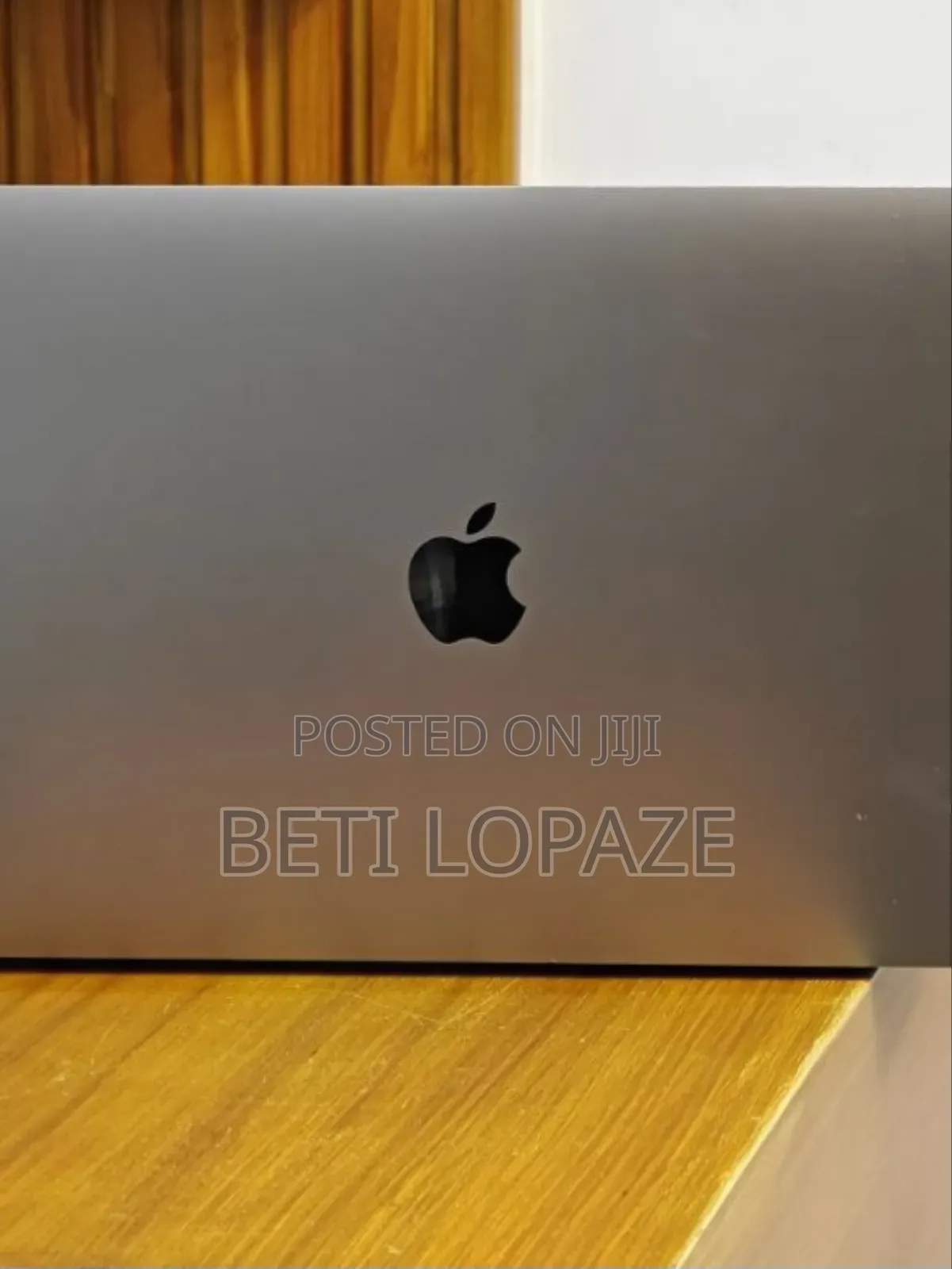 New Laptop Apple MacBook Air 2020 M1 8GB Intel Core I5 SSD 256GB