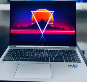 New Laptop HP ZBook Power G9 I7 16GB Intel Core I7 SSD 1T