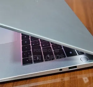 New Laptop Huawei MateBook 16s 8GB AMD Ryzen 5 SSD 512GB