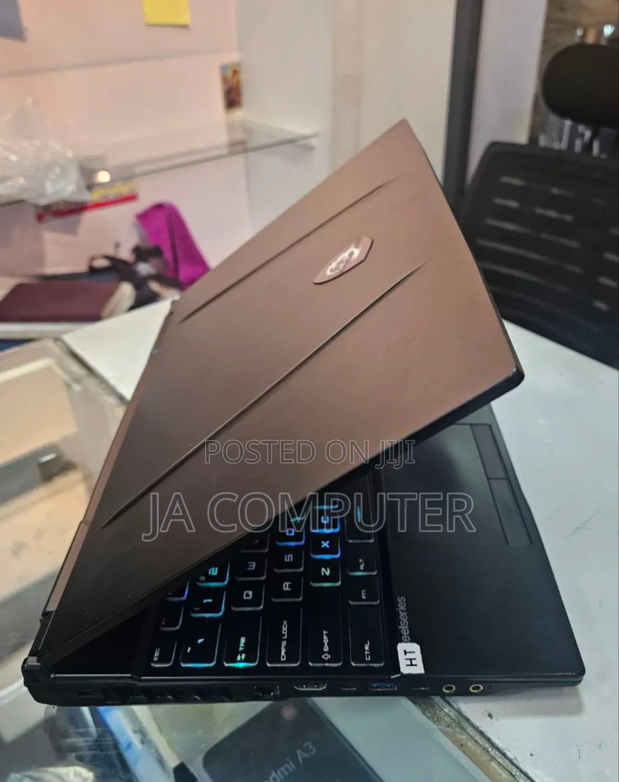 New Laptop MSI Pulse GL66 16GB Intel Core I7 SSHD (Hybrid) 1.5T