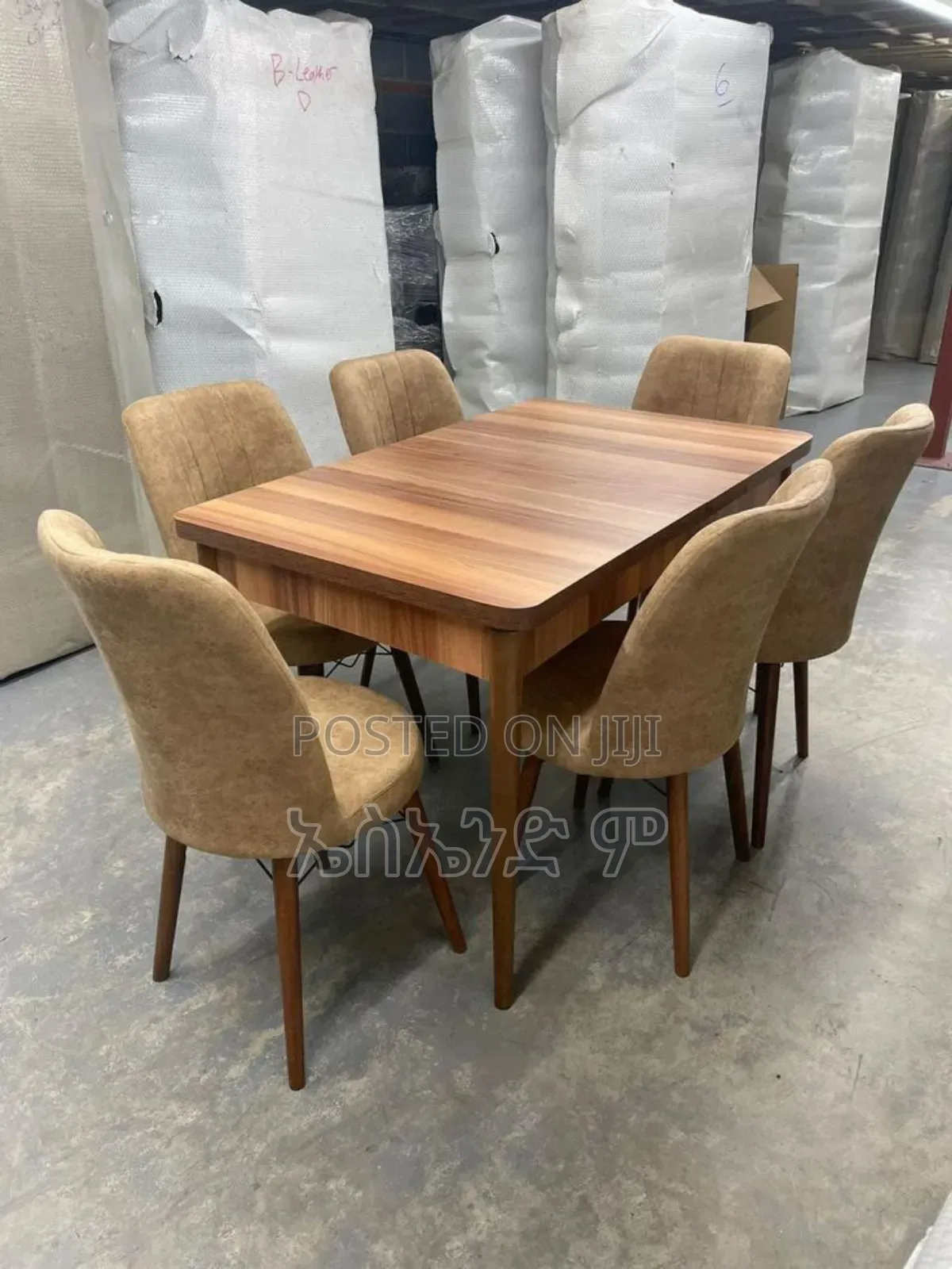 Stylish Dining Table 6 Person