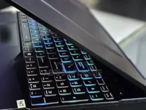 New Laptop 8GB Intel Core I7 SSD 256GB