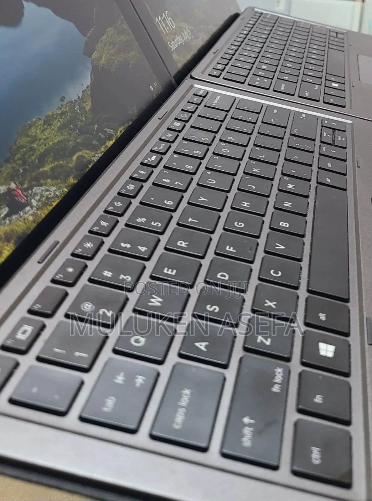 New Laptop HP X2 8GB Intel Core I5 SSD 256GB