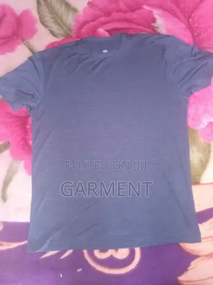 ቲሸርት ጅምላ አከፋፋይ