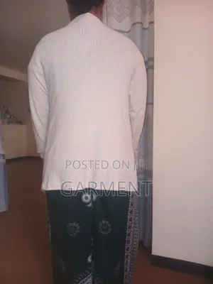 ጋወን ጅምላ አከፋፋይ