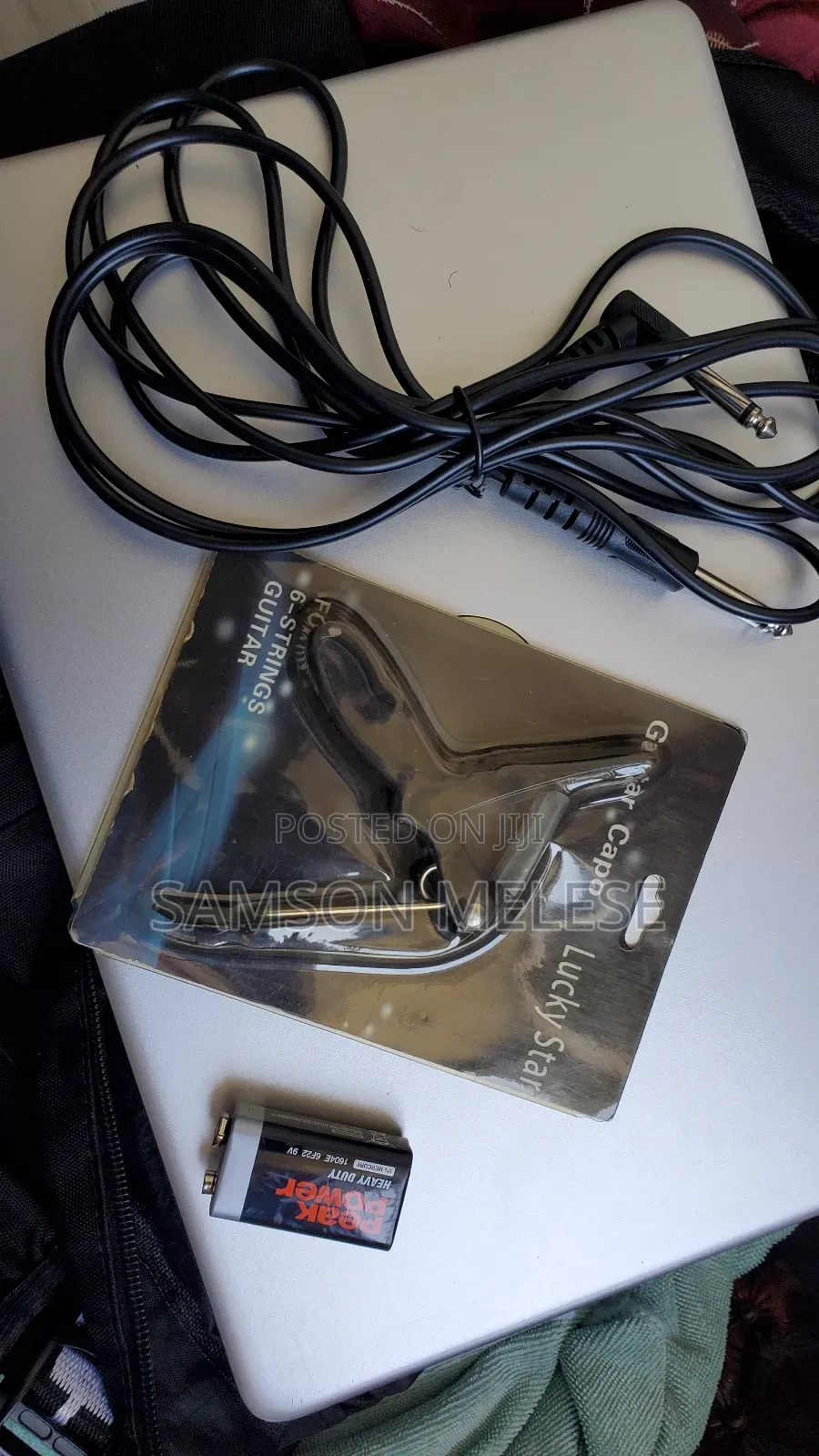 Siltron Guitar With Bag, Cable, Capo and Battery