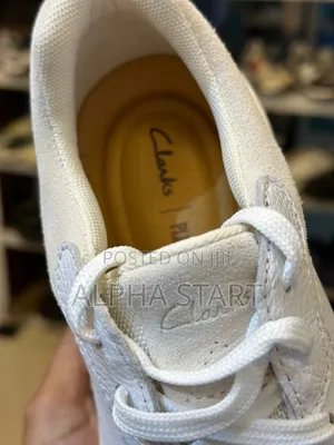  Clark's Tmwhite Master Quality 
Shoes Made in Vietnam