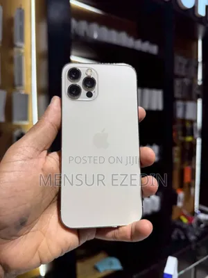 Photo - Apple iPhone 12 Pro 128 GB Gold