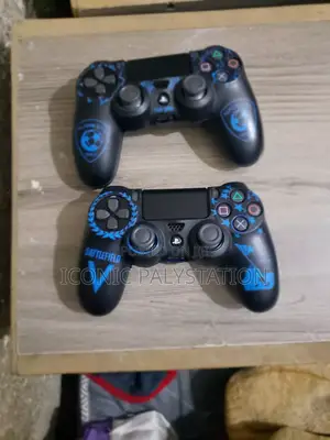 Palystation 4 Pro With Two Original Joystick