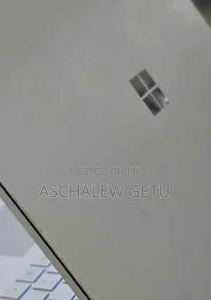 New Laptop Microsoft Surface 16GB Intel Core I7 SSD 256GB