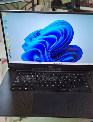 New Laptop Dell Precision 5540 16GB Intel Core I7 SSD 512GB