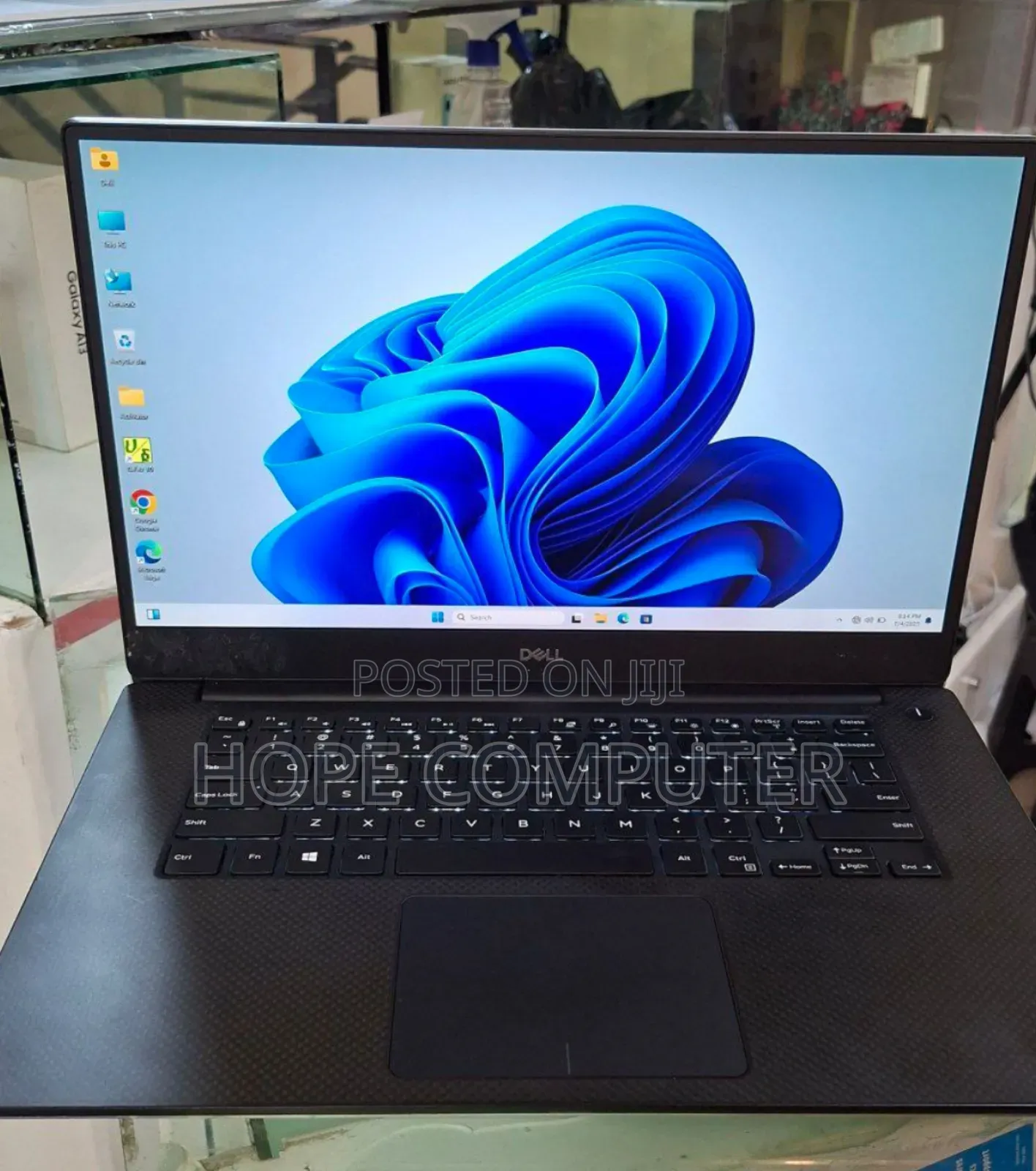 New Laptop Dell Precision 5540 16GB Intel Core I7 SSD 512GB