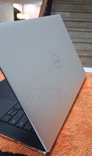 Photo - New Laptop Dell XPS 15 16GB Intel Core I7 SSD 512GB