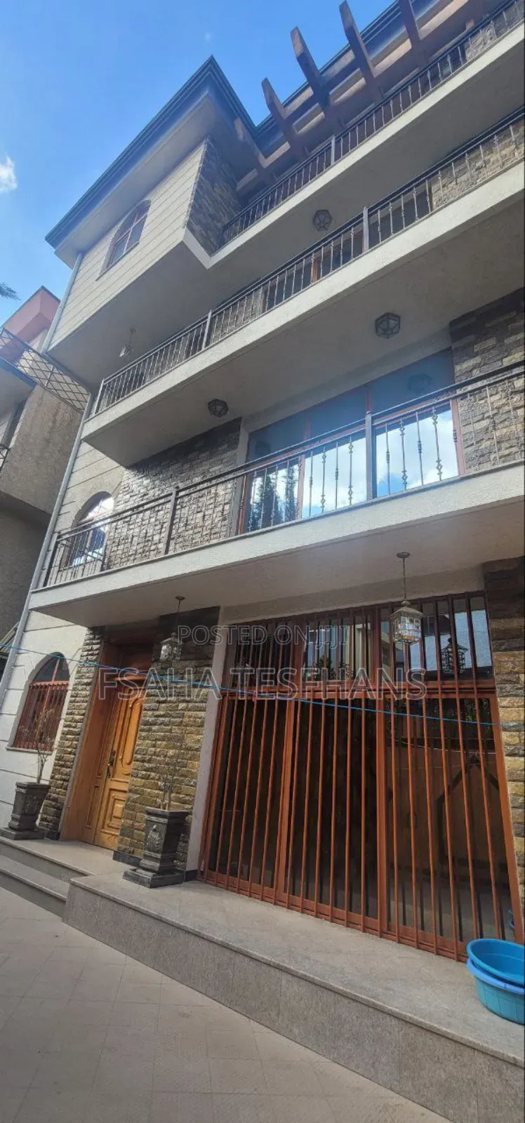 5bdrm House in G+2 House For Rent, Bole for rent