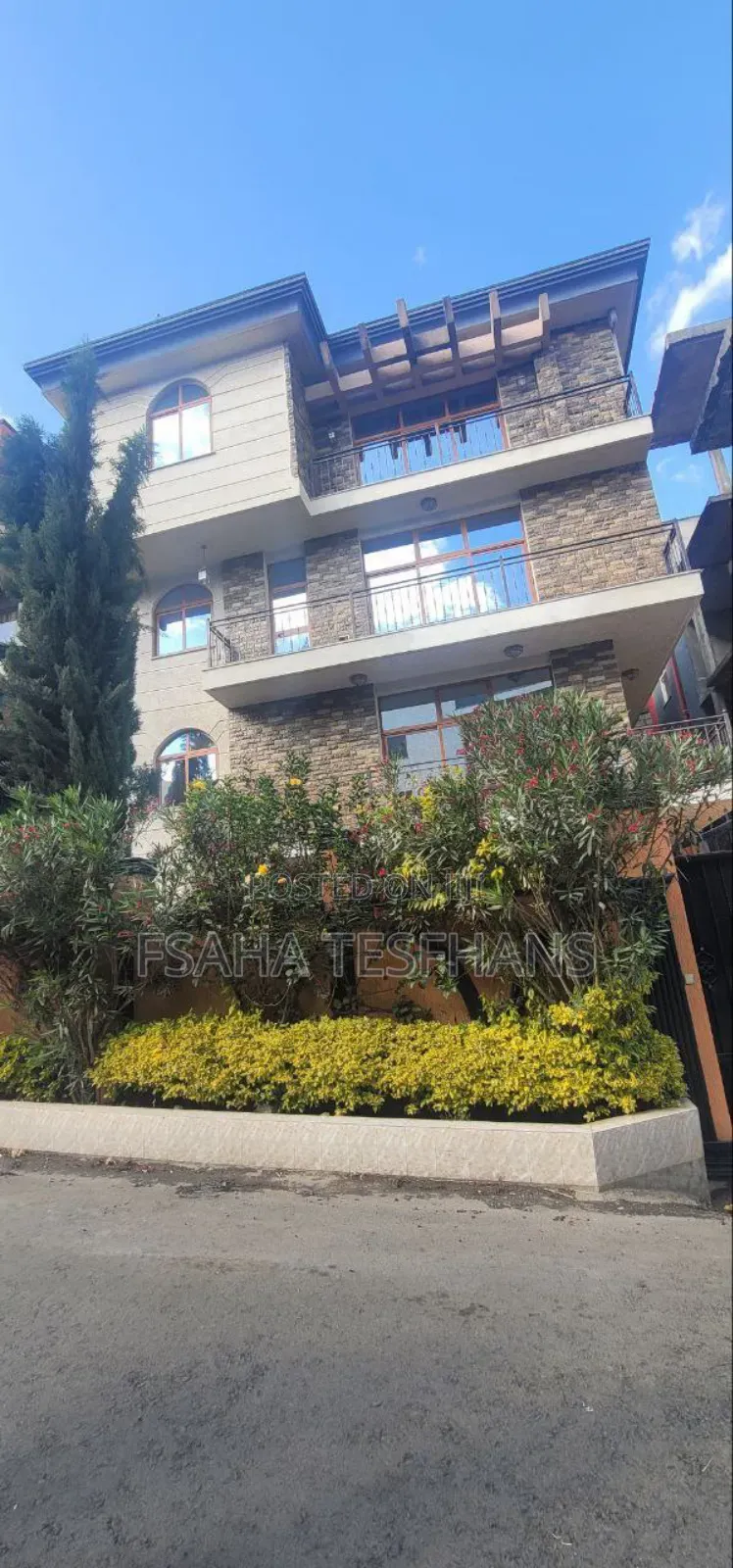 5bdrm House in G+2 House For Rent, Bole for rent