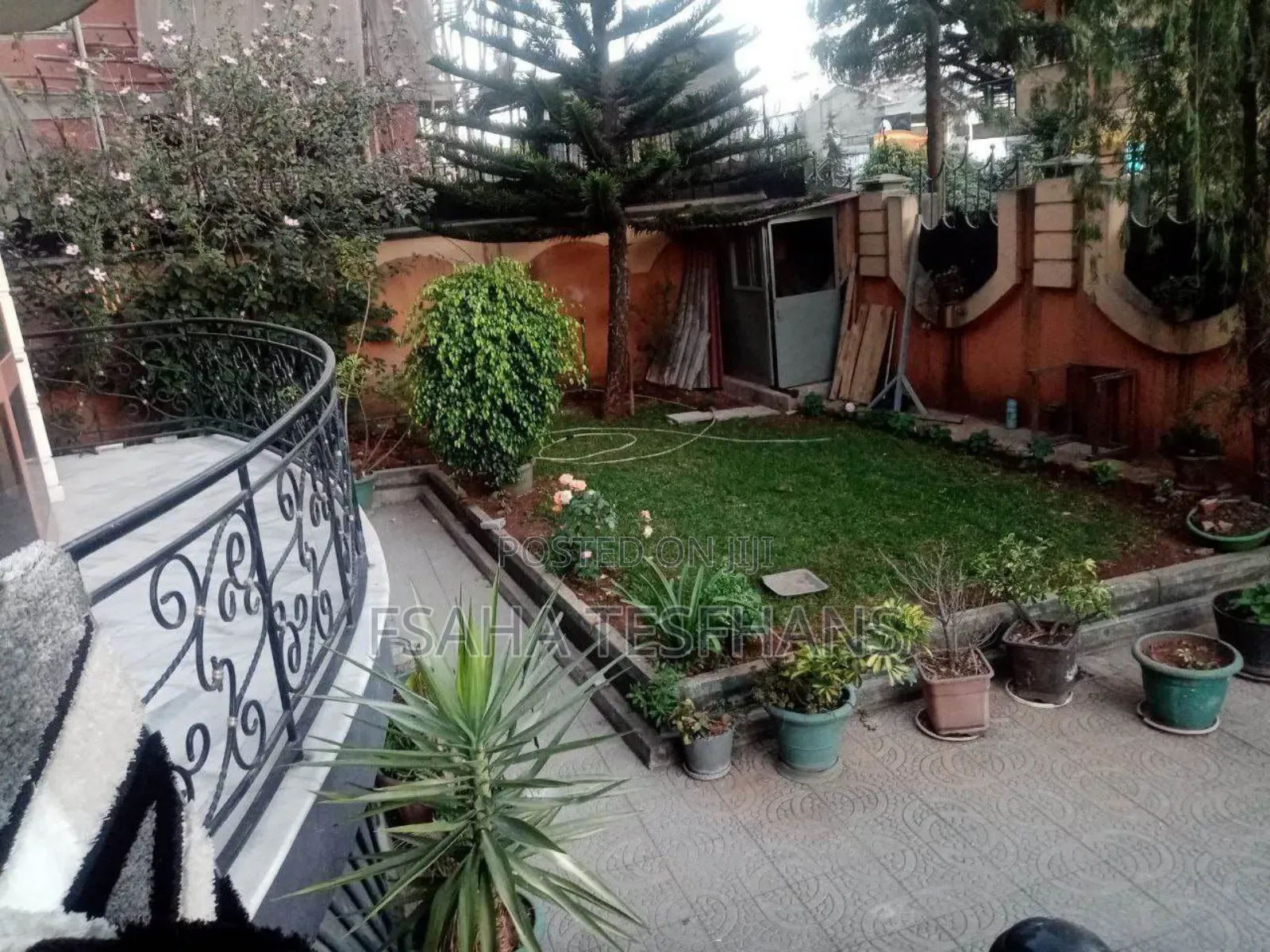 Furnished 7bdrm Apartment in G+2 House, Bole for rent